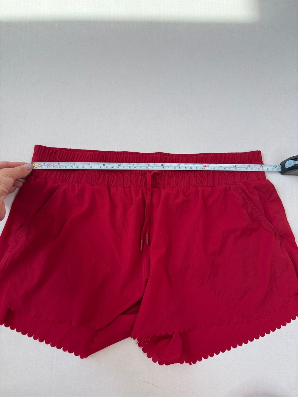 Lorna Jane Breeze Athletic Shorts Scallop Hem Red Size Womens Medium - Picture 6 of 11
